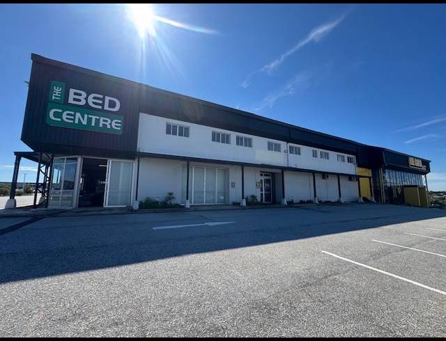 BUSINESS PROPERTY TO RENT IN FAIRVIEW